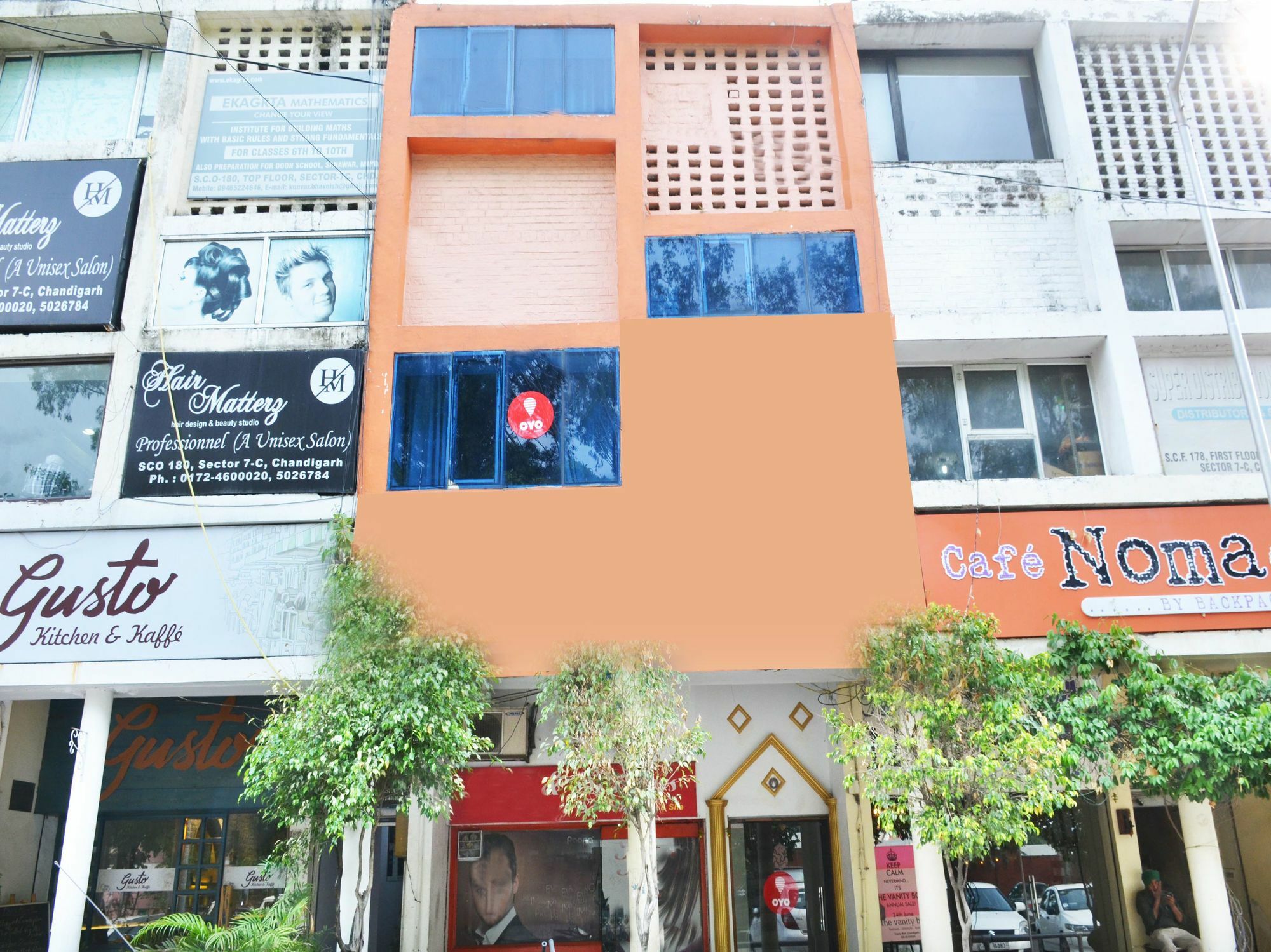 ホテル Oyo 5884 Amante Chandīgarh エクステリア 写真